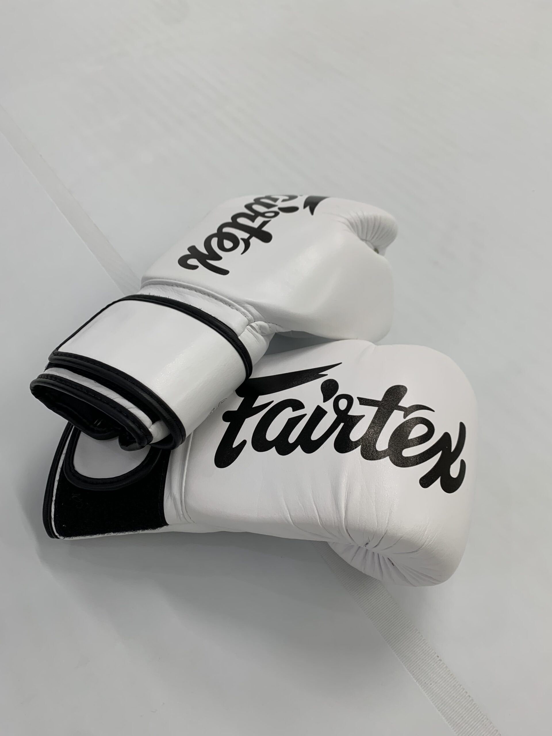 女性会員さんが新しいグローブを購入🥊高品質で人気のFairtex（フェア