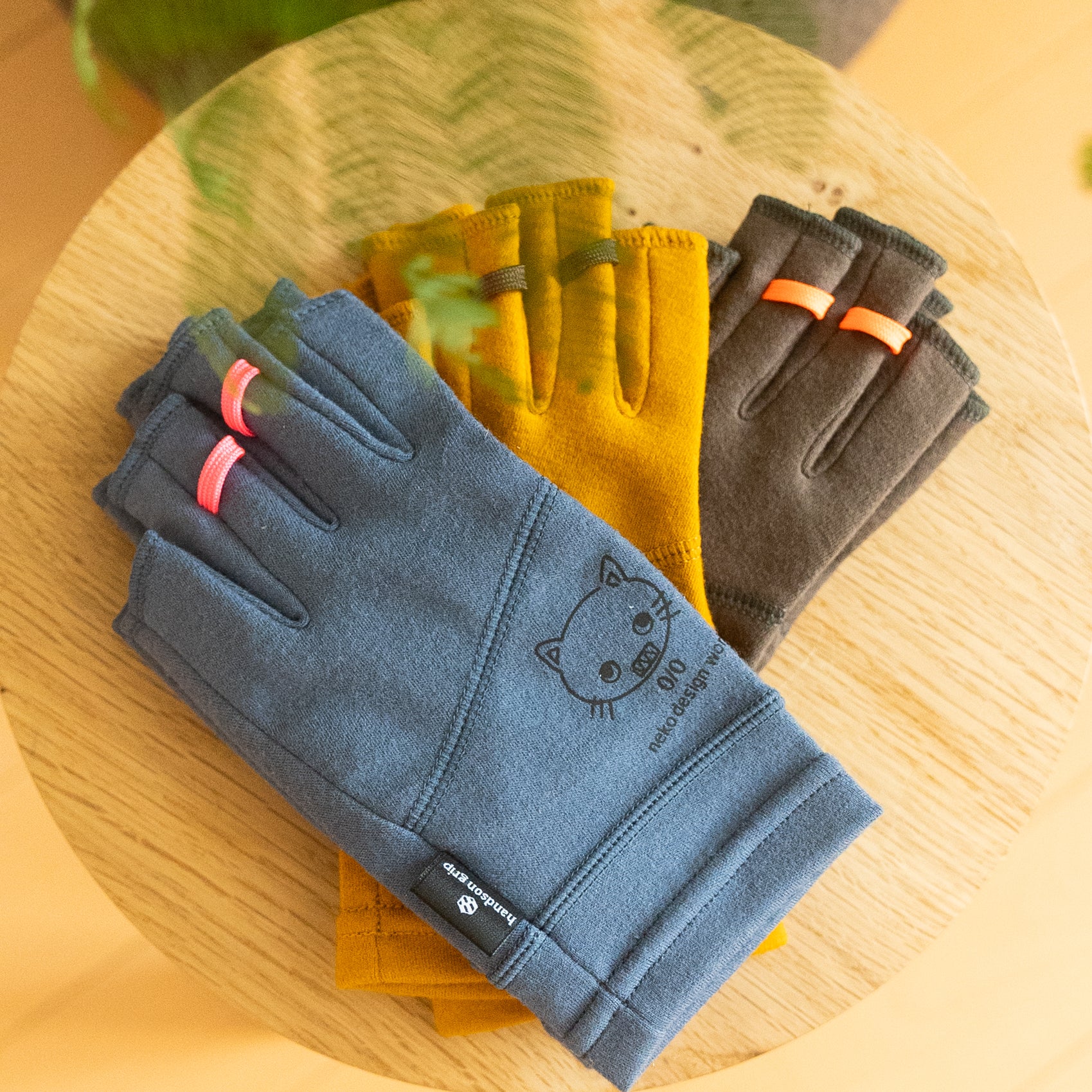 neru design works コースターとステッカーセット neru design works