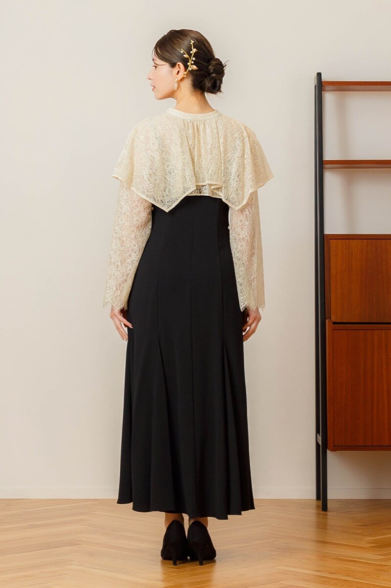 ベージュ×ブラックのレイヤードケープドレス | ANDRESD | L | 結婚式