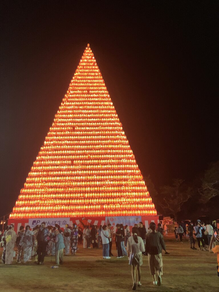 灯籠の幻想的な灯り「江迎千灯籠まつり」（佐世保市江迎町） : 長崎