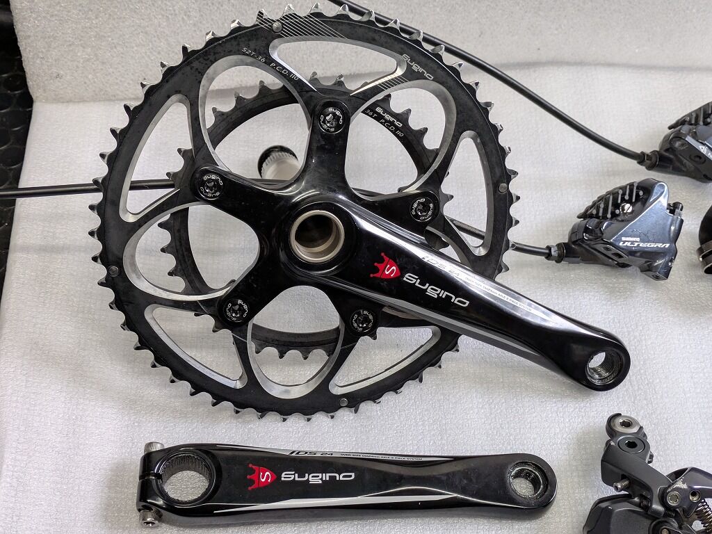 中古品販売】ULTEGRA R8070 Di2 11速 油圧コンポセット 、一体型