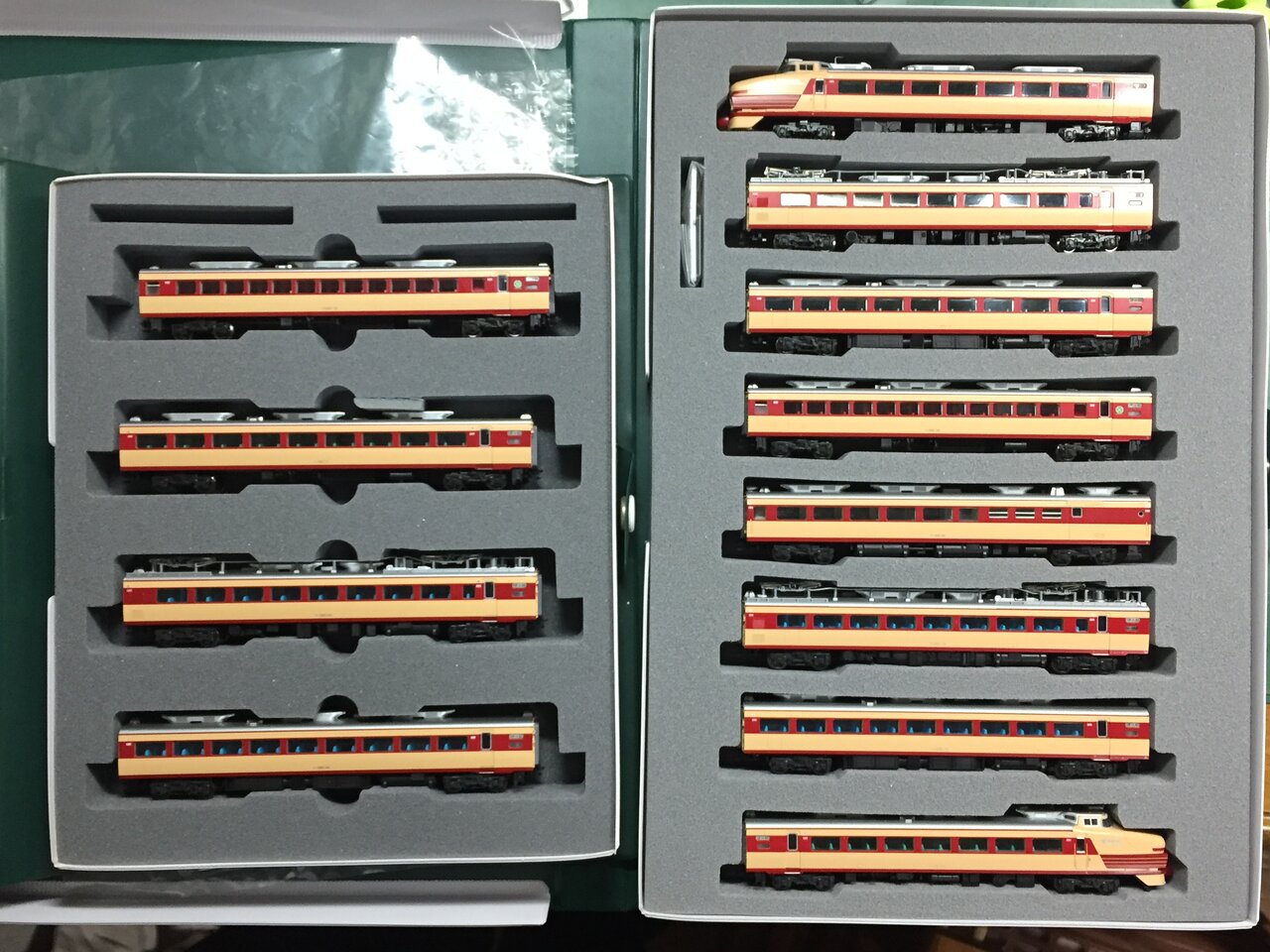 KATO 10-241ほか 485系初期形「雷鳥」 : KurekouPortal