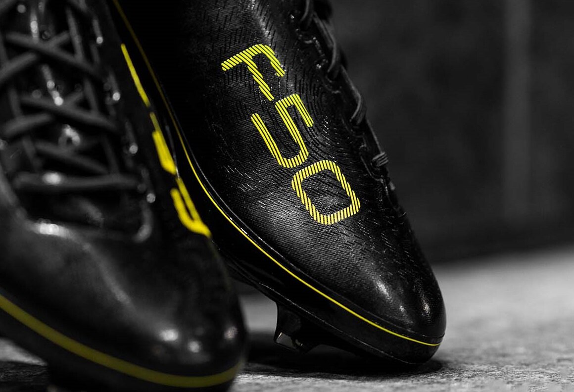 激アツ】ついにF50アディゼロが超限定復活！MEMORY LANE PACK登場