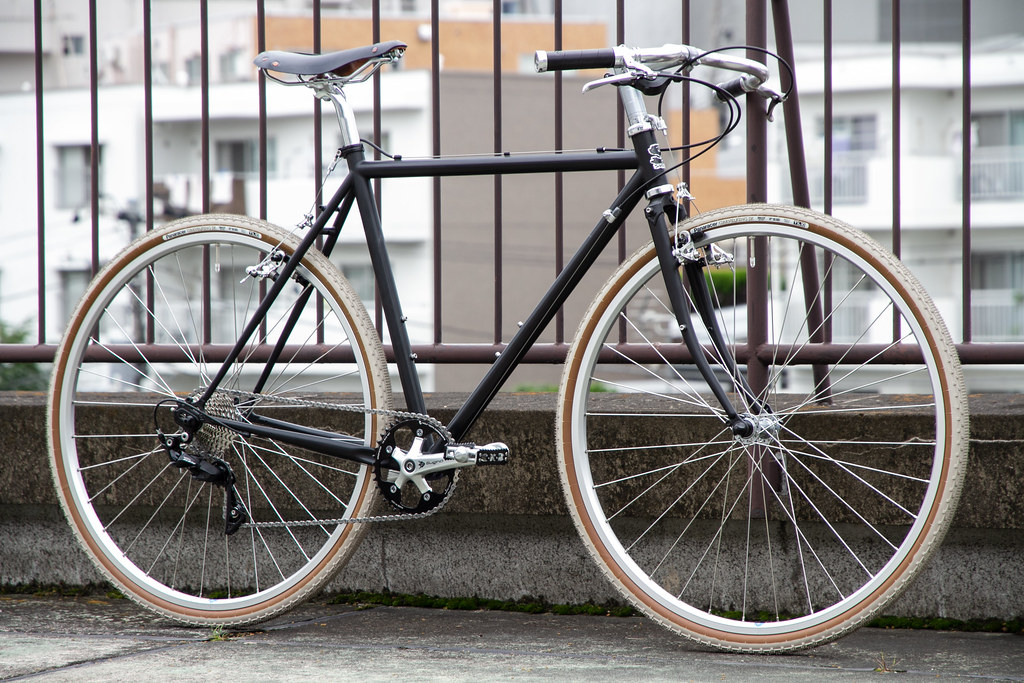 SURLY* cross-check / BUILT BY BLUE LUG - CUSTOMER'S BIKE CATALOG