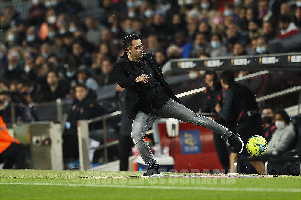 サッカー 新 ユニフォーム – 当社のフットボール ジャージは、鮮明な