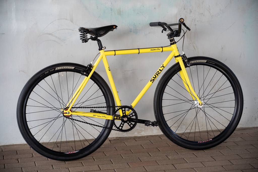 自転車本体 surly steamroller 56 custom paint yellow 自転車本体