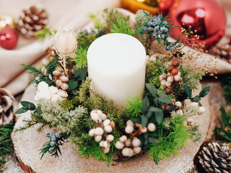 台湾 枯れない森の花のミニクリスマスリース 18cm×18cm（キャンドル付