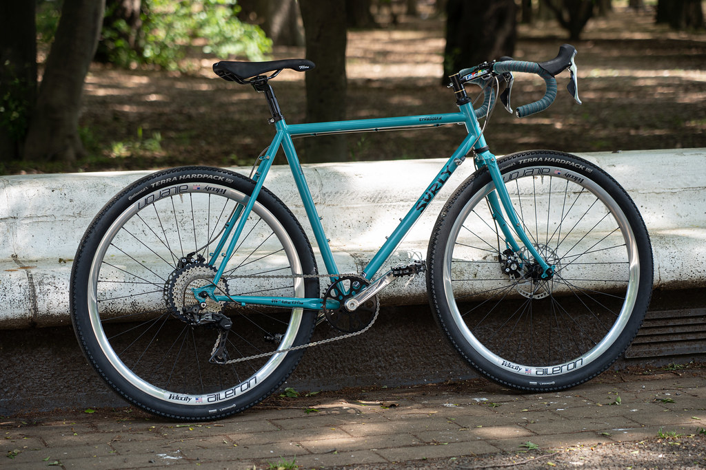 SURLY* straggler / BUILT BY BLUE LUG - CUSTOMER'S BIKE CATALOG