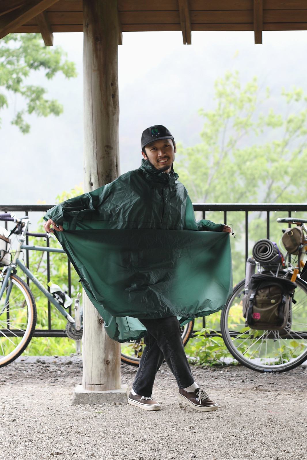 FAIRWEATHER* packable rain poncho (navy) - BLUE LUG ONLINE STORE