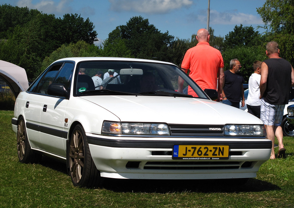 1987 Mazda 626 hatchback 2.0i GLX | Japan Classic Sunday 202… | Flickr