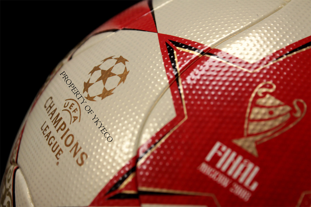 UEFA CHAMPIONS LEAGUE FINALE MOSCOW 2008 ADIDAS MATCH BALL… | Flickr
