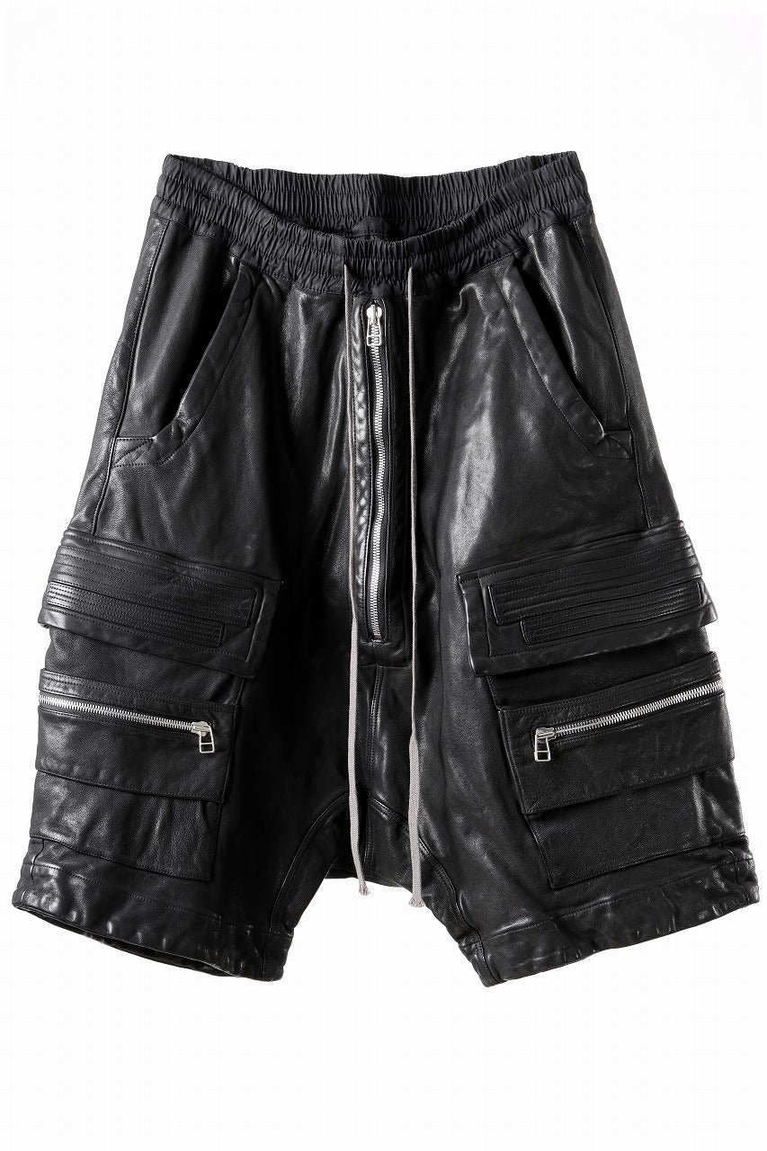 A.F ARTEFACT LOWCROTCH MILITARY WIDE SHORTS / SOFT GOAT LEATHER