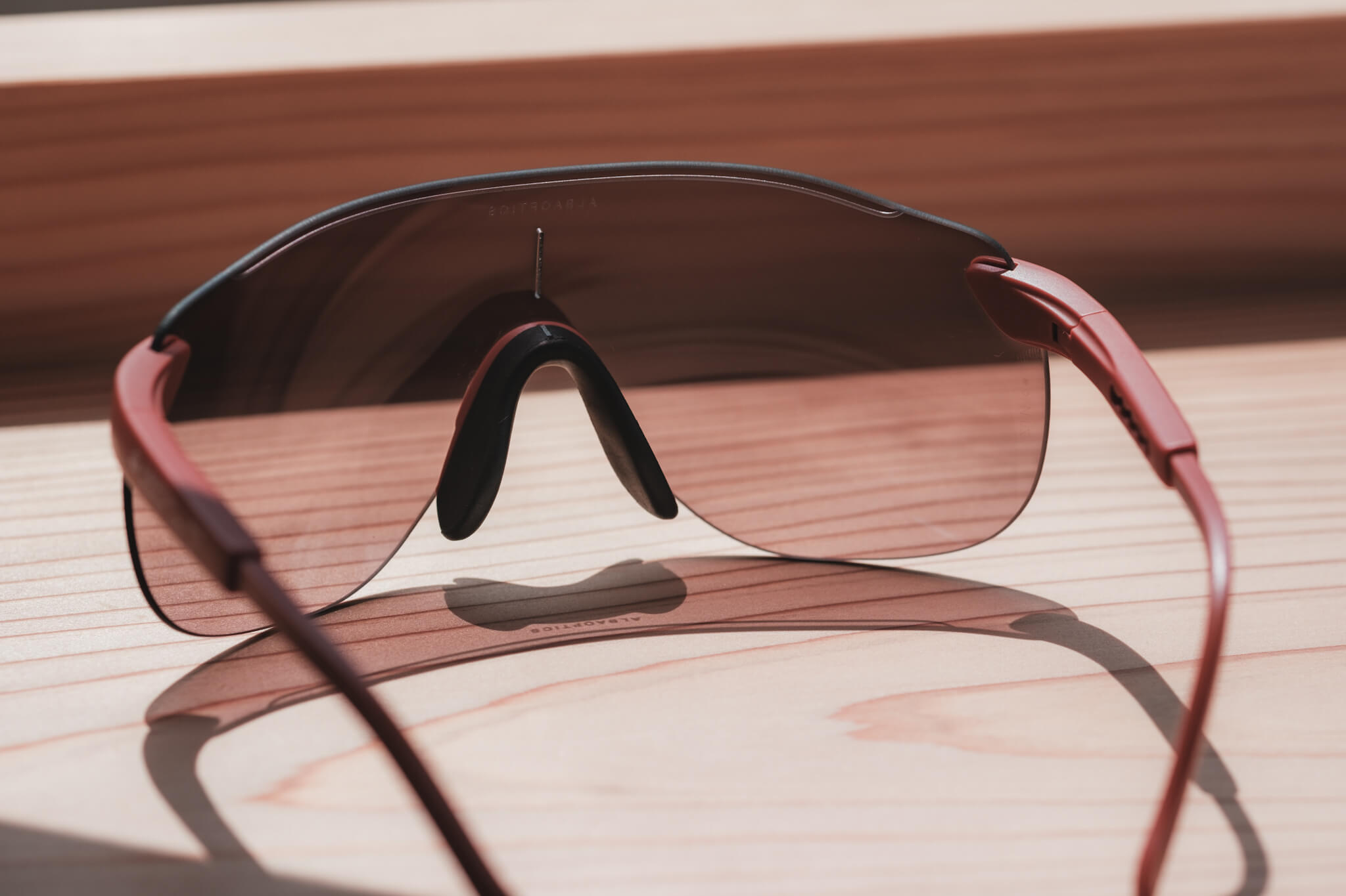 Alba Optics「Stratos」レビュー：曇りなき掛け心地ゼログラビティ