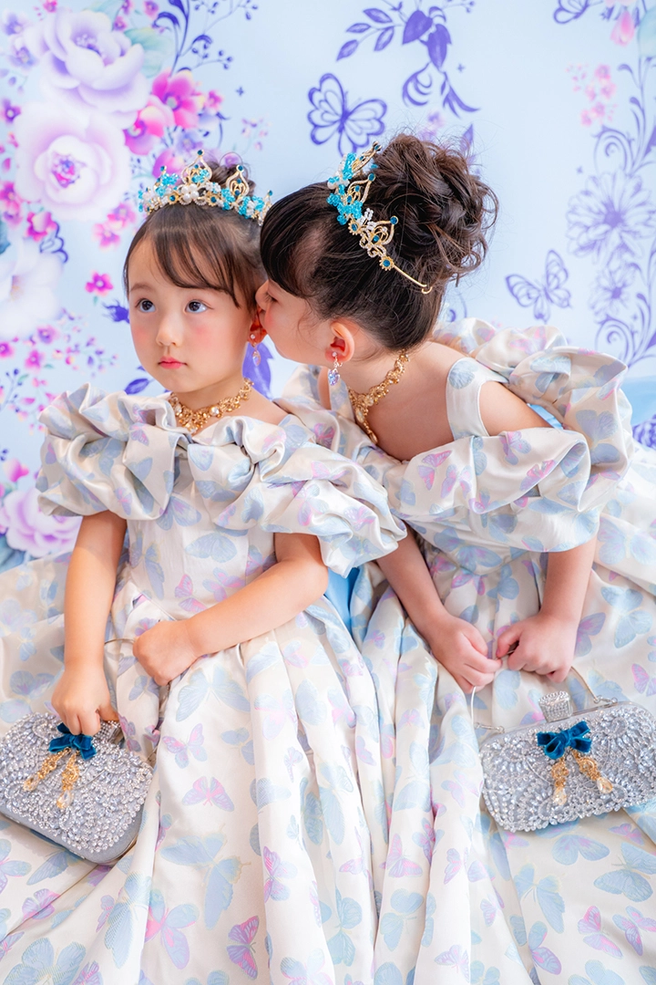 ANNA SUI mini＞アナ スイ・ミニ新作ドレス「パピヨン ロワイヤル