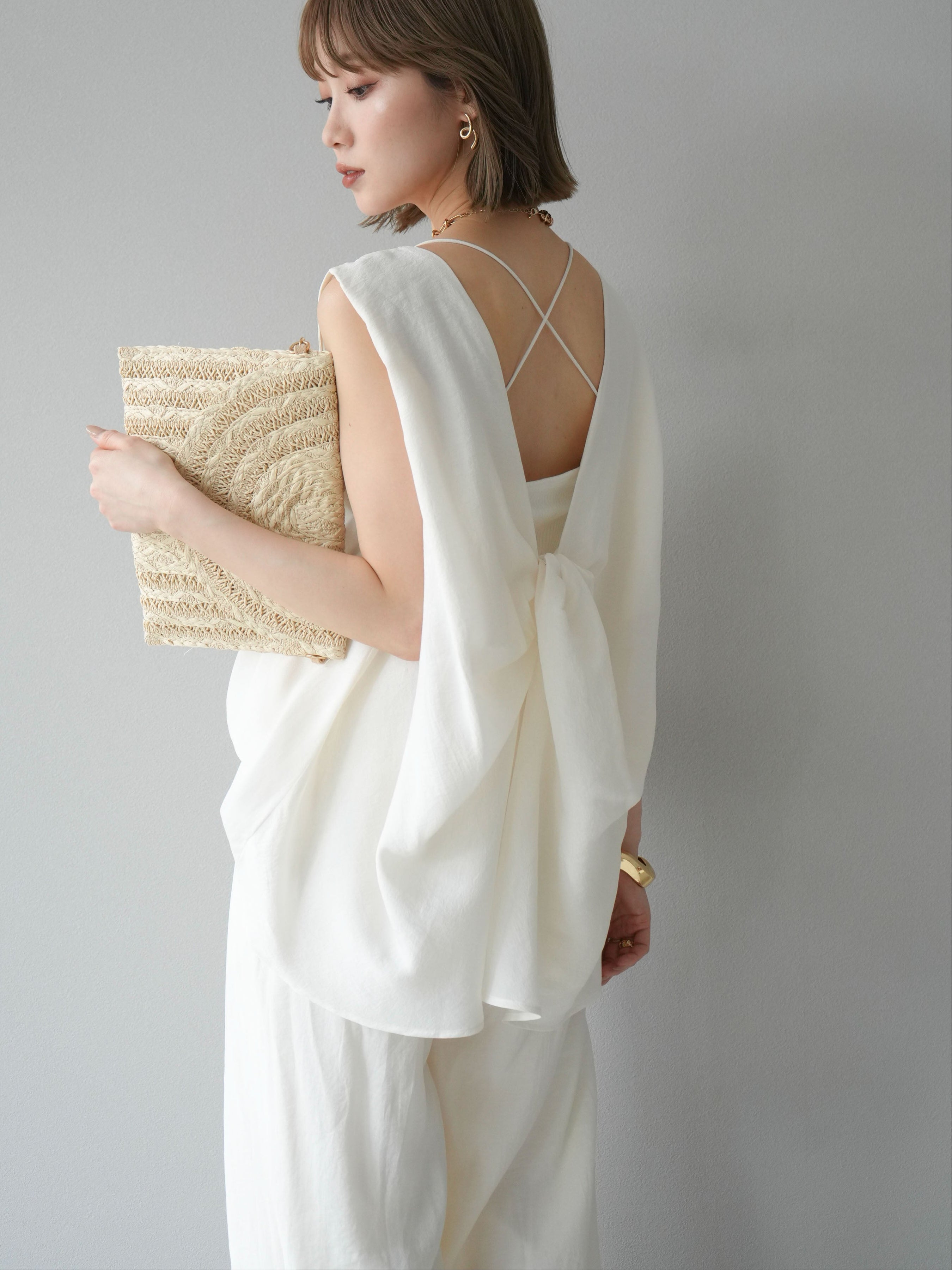 SET]シボ加工バックツイストブラウス+シボ加工イージーワイドパンツ