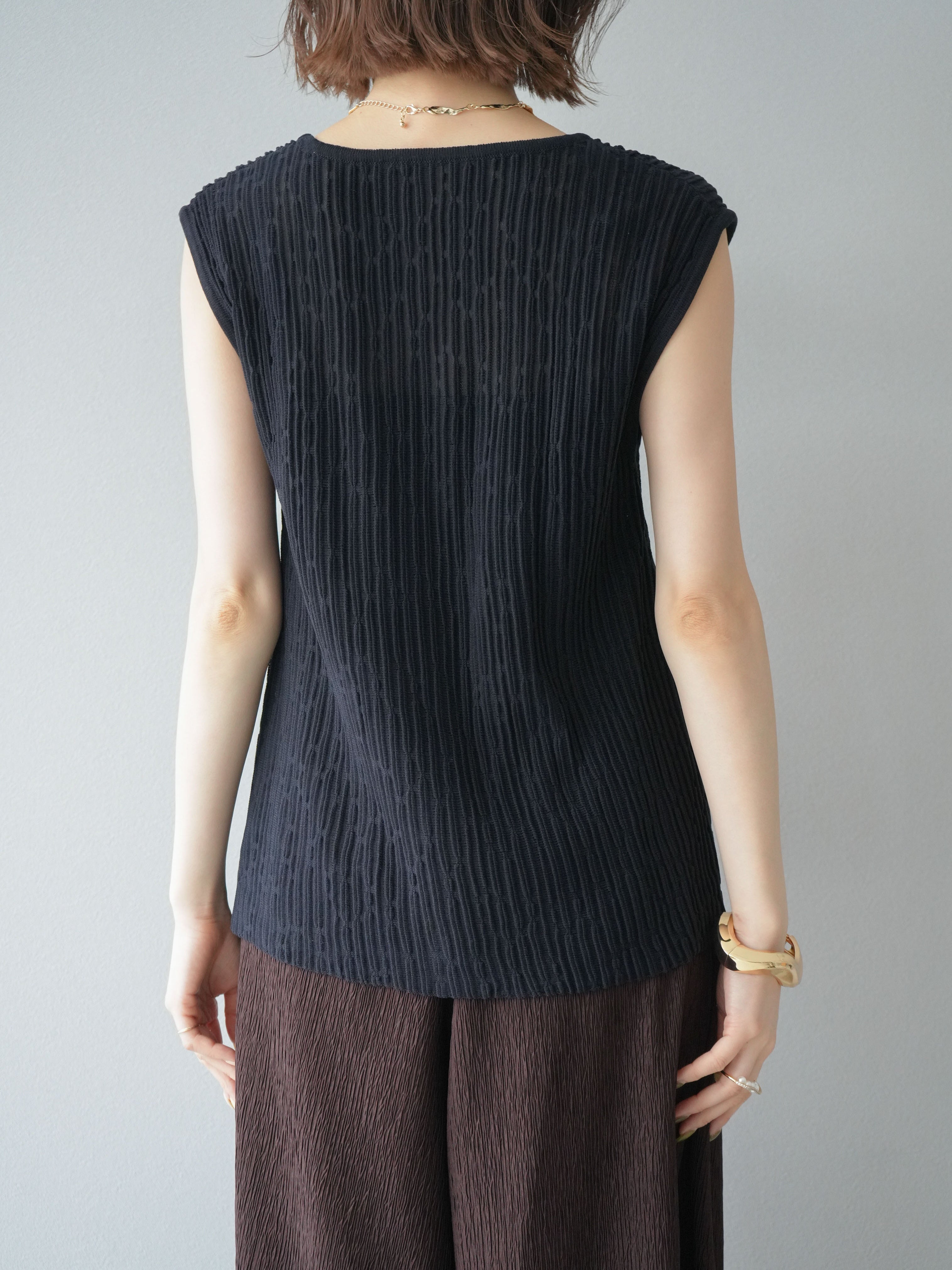 予約]ウェービーサマーニットベスト/ブラック – Lumier