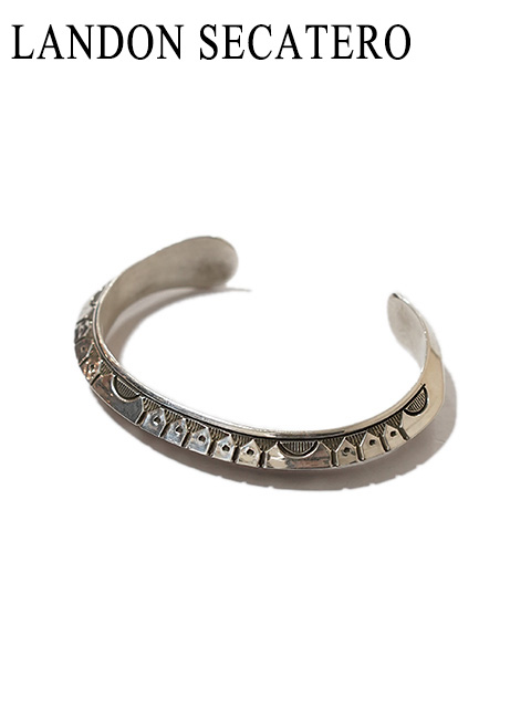 Landon Secatero（ランドン セカテロ） 】ナバホシルバーバングル