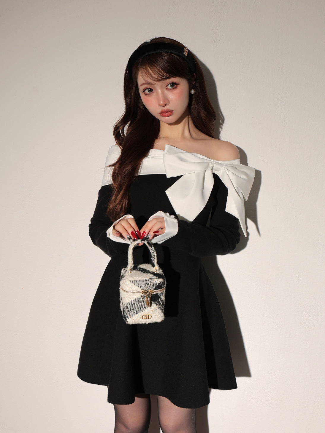 m.me.eme】Taffeta ribbon mini onepiece Mmeeme Taffeta ribbon mini