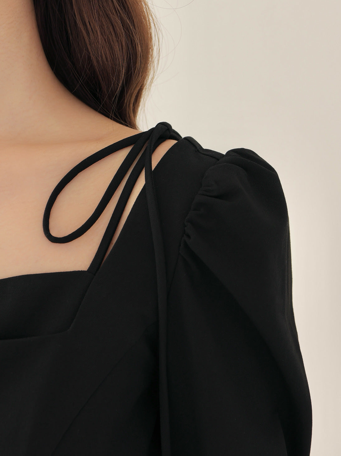 Square neck puff mini onepiece(eme10565) – M me eme