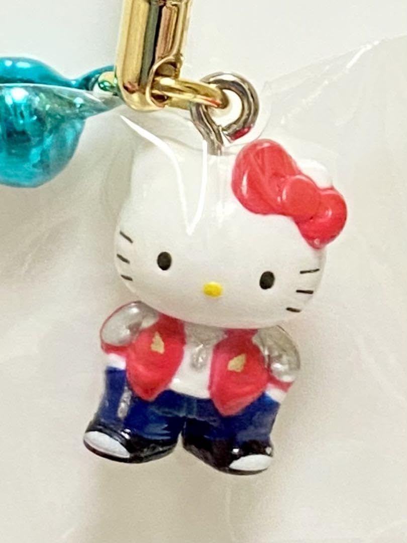 Amazon.co.jp: ご当地キティ 神奈川限定 横須賀バージョン 根付け