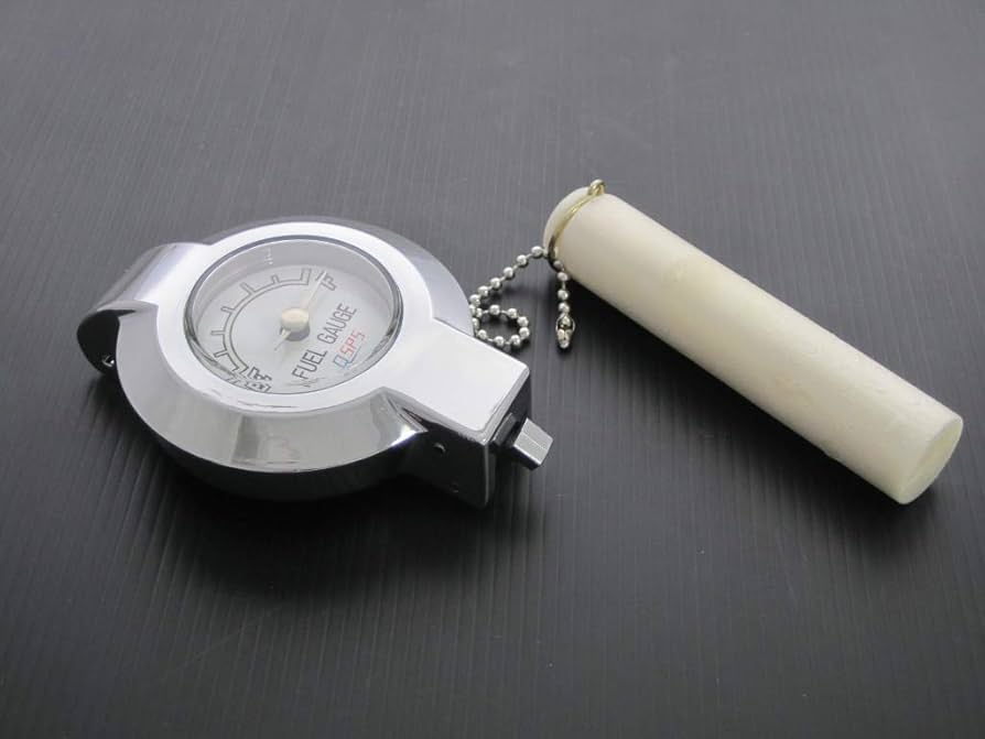 Amazon | SUZUKI GT 380 550 750 T500燃料計付きタンクキャップ (1