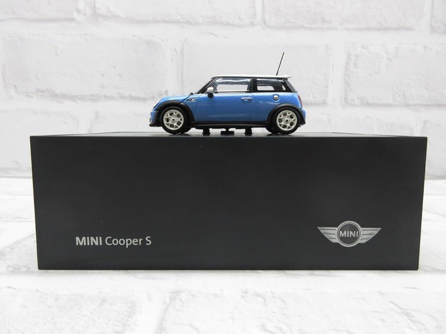 Amazon | ミニカー 1/43 MINI ミニクーパーS ブルー×ホワイト