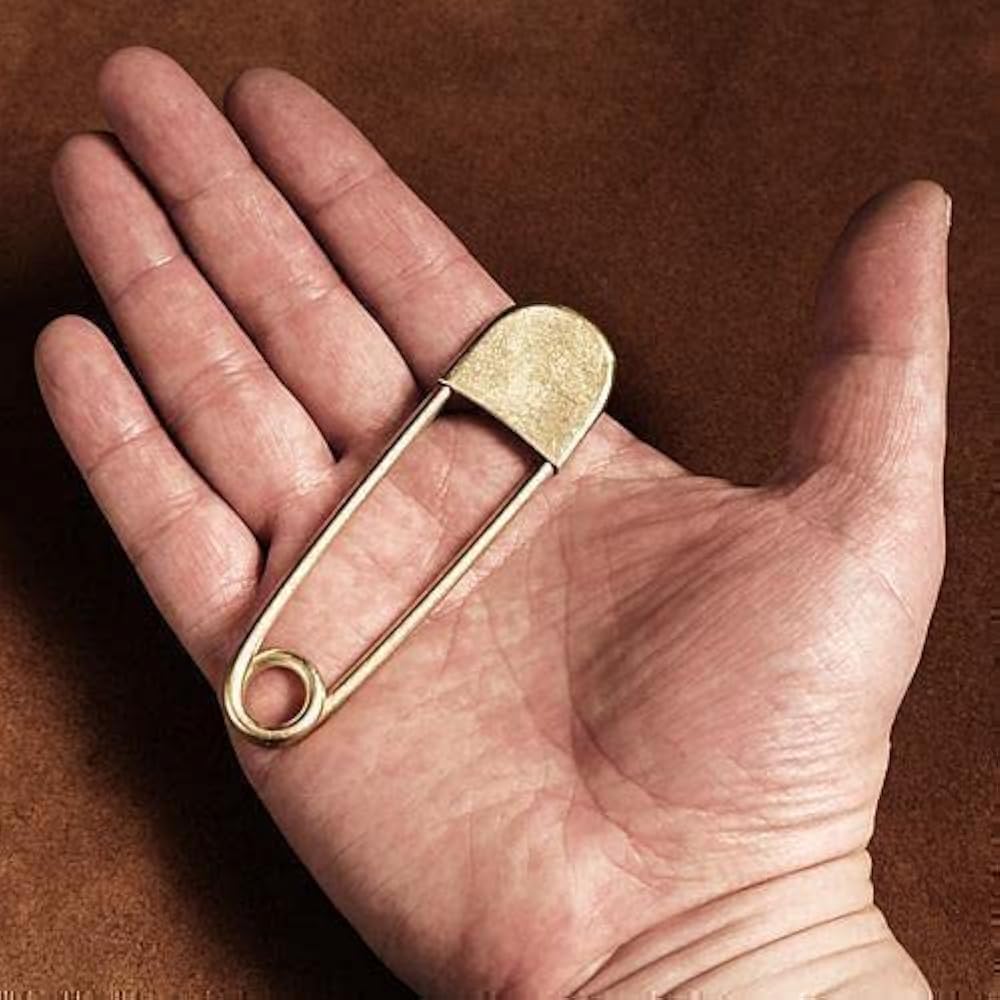 も*る様 beauty:beast レア】真鍮製巨大安全ピン 90's ビューティ