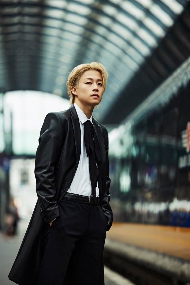 Amazon.co.jp: ネット書店限定版コムドット初期メン写真集『BUDDY