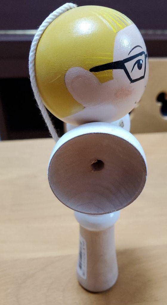 Amazon.co.jp: 辻口博啓シェフ けん玉 サイン入り : 文房具・オフィス用品