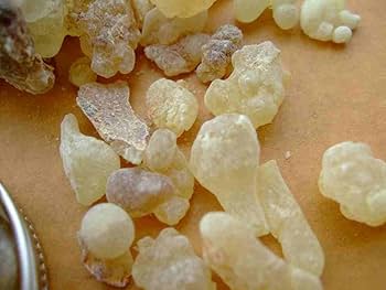 Amazon | フランキンセンス 100％純オーガニック乳香樹脂／塊 オマーン