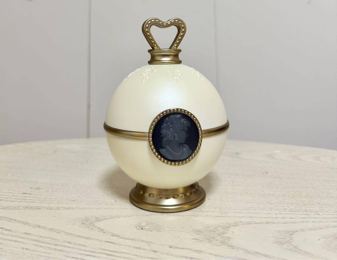 Amazon.co.jp: レ メルヴェイユーズ ラデュレ フェイス パウダー