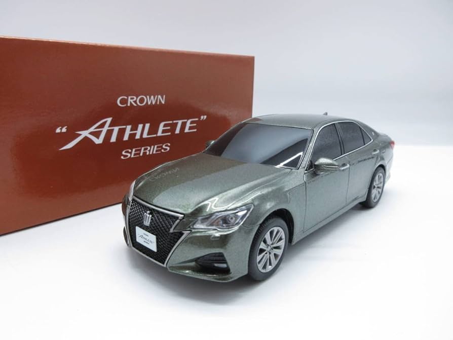 Amazon.co.jp: 1/30 クラウンアスリート 210系 後期 クラウンターボ