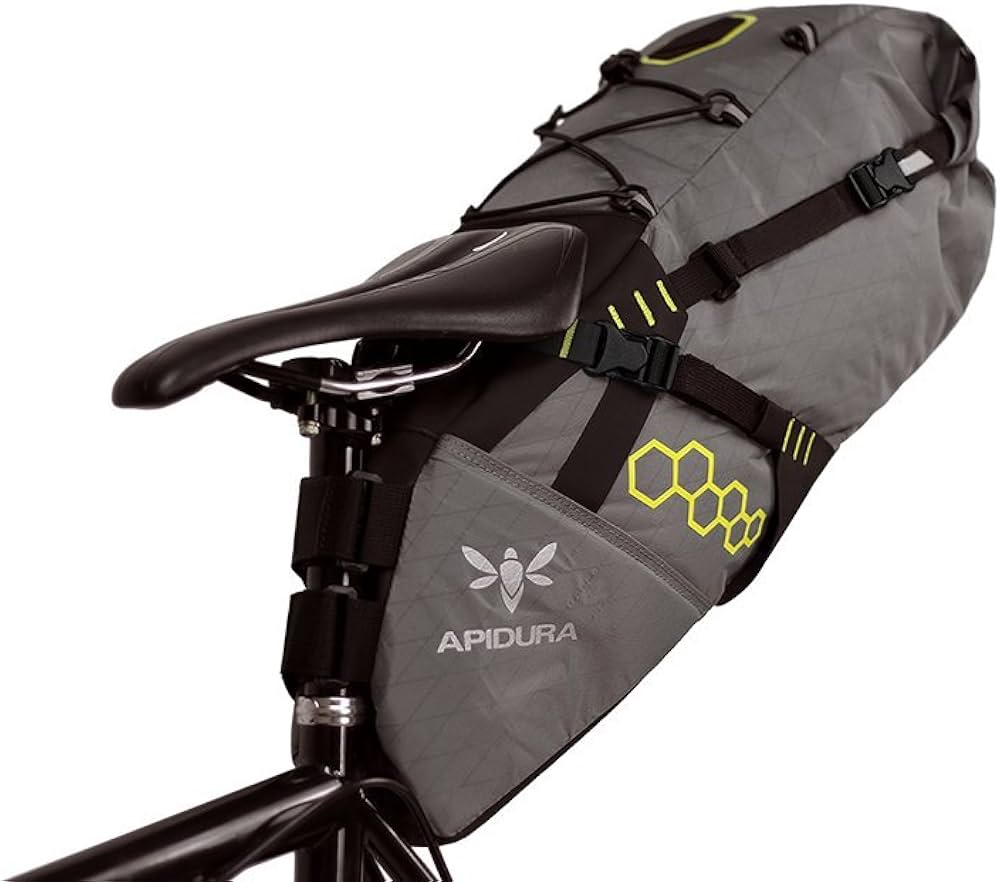 Amazon | APIDURA アピデュラ サドルバッグ (バックカントリー, 14L