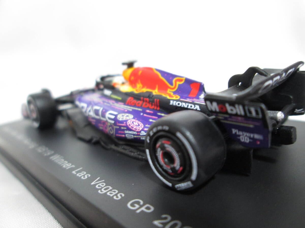 Amazon | スパーク 1/64 オラクルレッドブル RB19 No.1 Winner