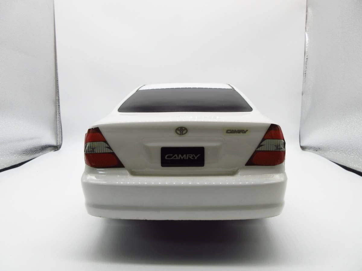 Amazon | 1/10 トヨタ 7代目カムリ XV30型 ホワイト 特大サイズカラー