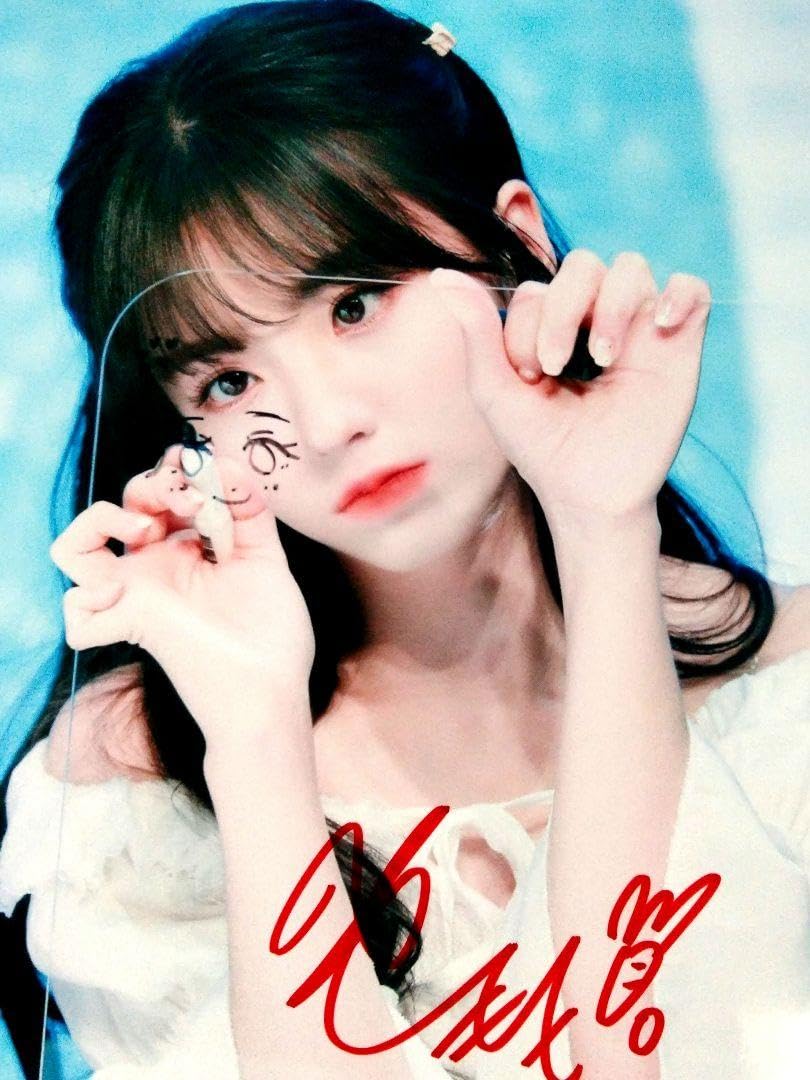 Amazon.co.jp: カンイェソ直筆サイン入り超大型写真…Kang Ye-seo