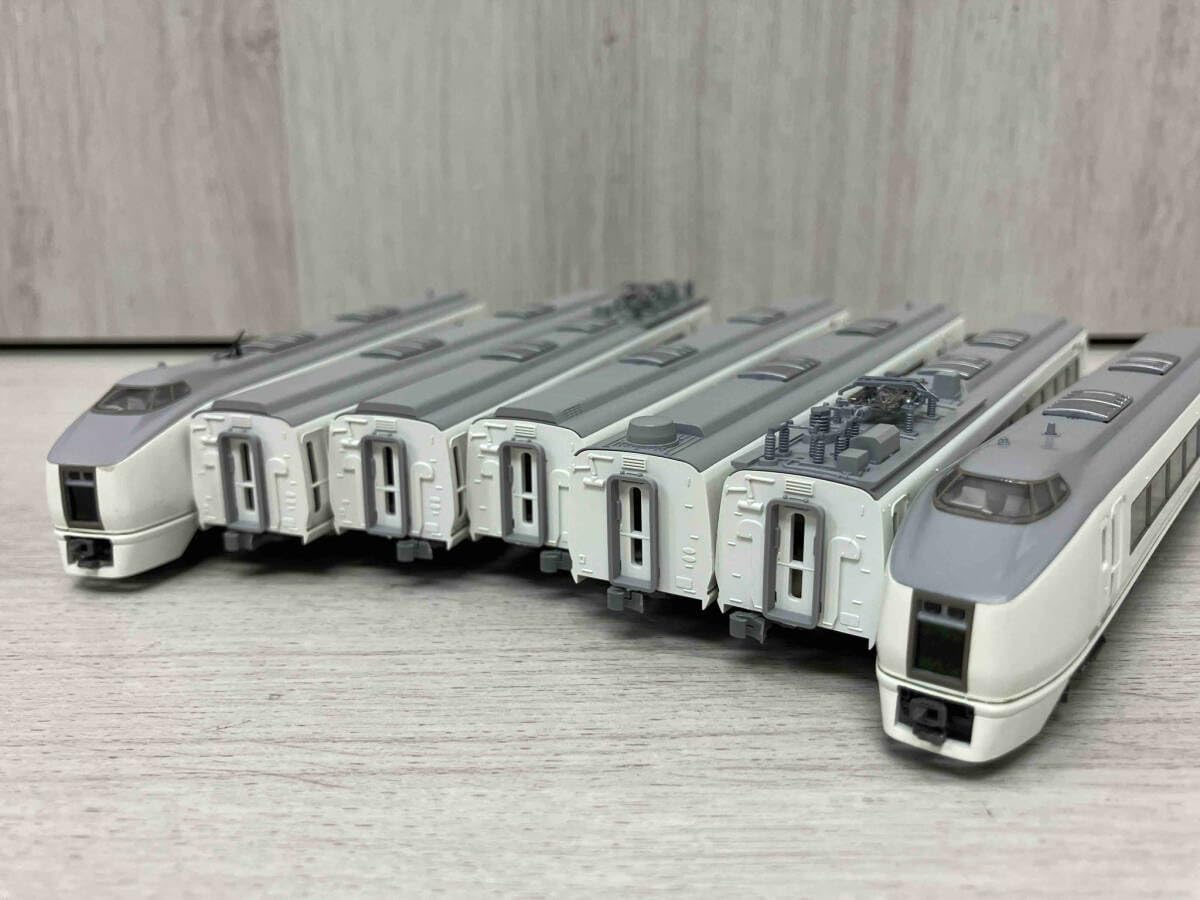 Amazon | Nゲージ KATO 10-164 651系 'スーパーひたち' 交直両用特急