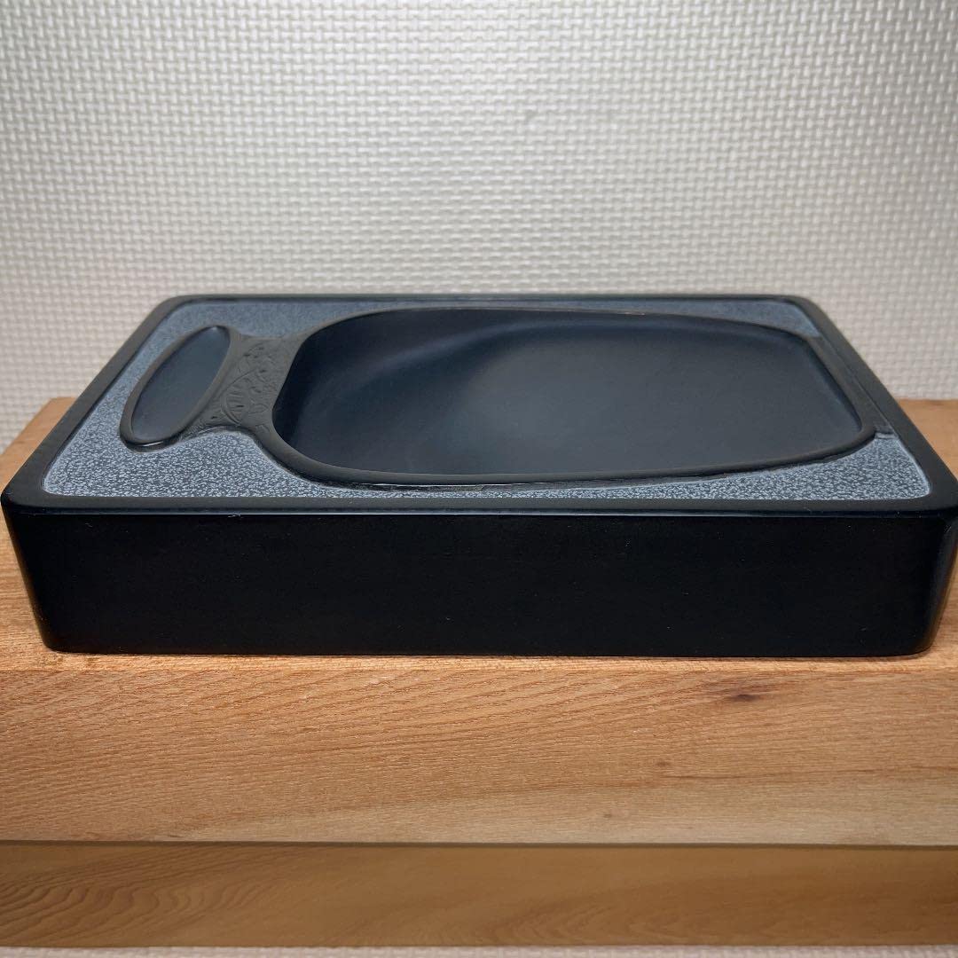 雄勝硯（準美品） 龍鳳堂 今泉新平 が制作した壺形彫刻の大型硯 雄勝硯
