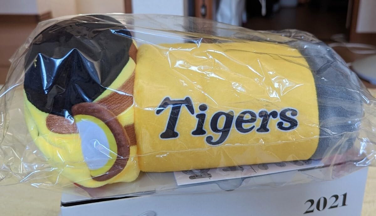 Amazon.co.jp: 阪神タイガースファンクラブ キー太リバーシブルネック