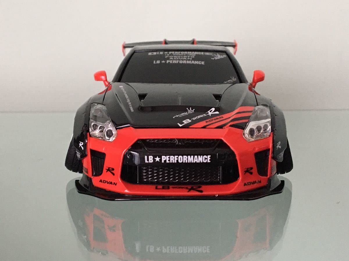 Amazon | プラモデル 完成品 1/24 日産 GT-R R35 LB アドバンカラー