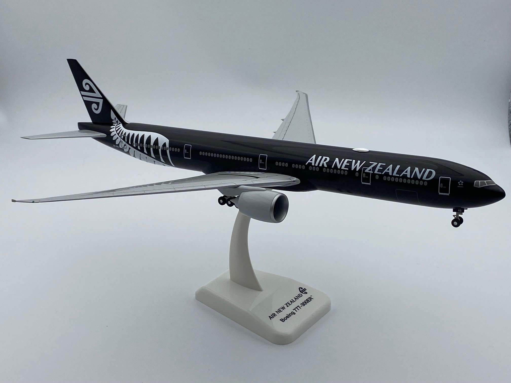 ニュージーランド航空 B77W 1/400 ニュージーランド航空 B77W 1/400 JC