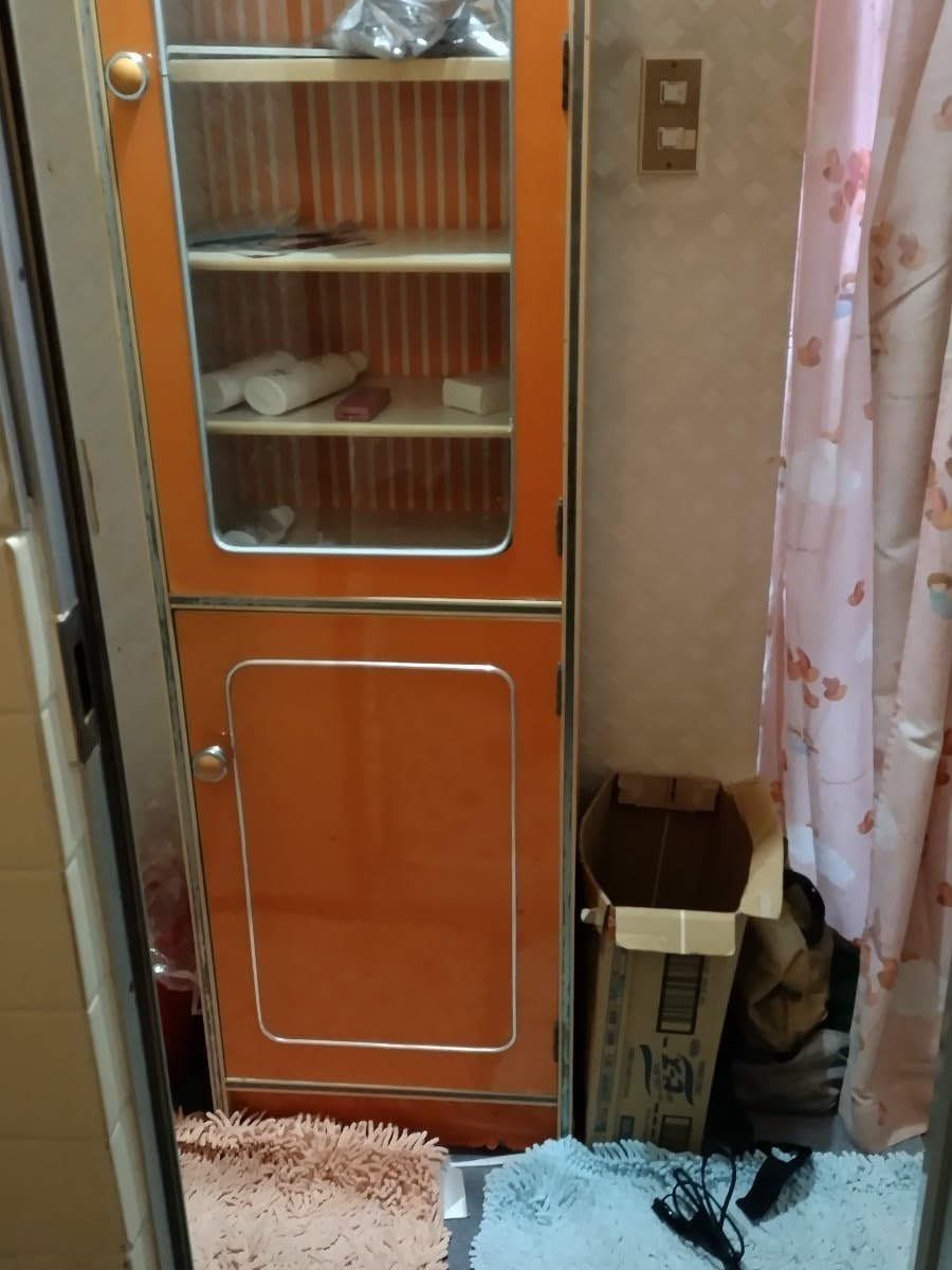 Amazon.co.jp: レトロポップオレンジ食器棚キャビネット本棚飾り棚昭和