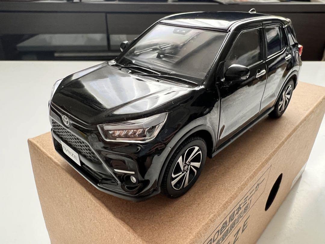 Amazon.co.jp: トヨタ ライズ ミニカー カラーサンプル ブラックマイカ