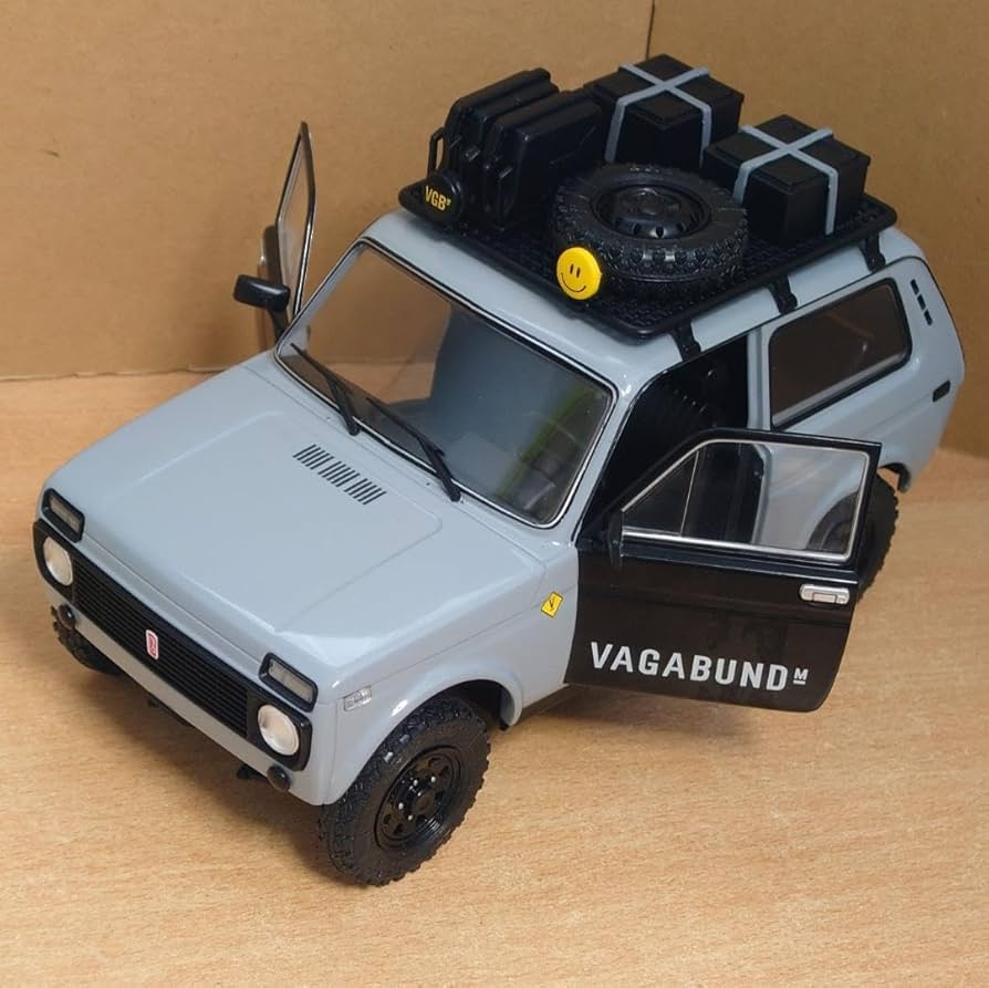 Amazon | 1 18 ラーダ ニーヴァ V LADA 1980 グレー ソリド製ダイ