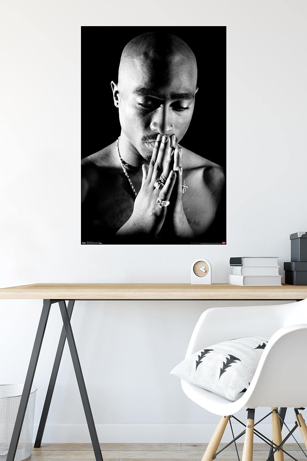 Amazon.com: Trends International Tupac - Praying Wall Poster