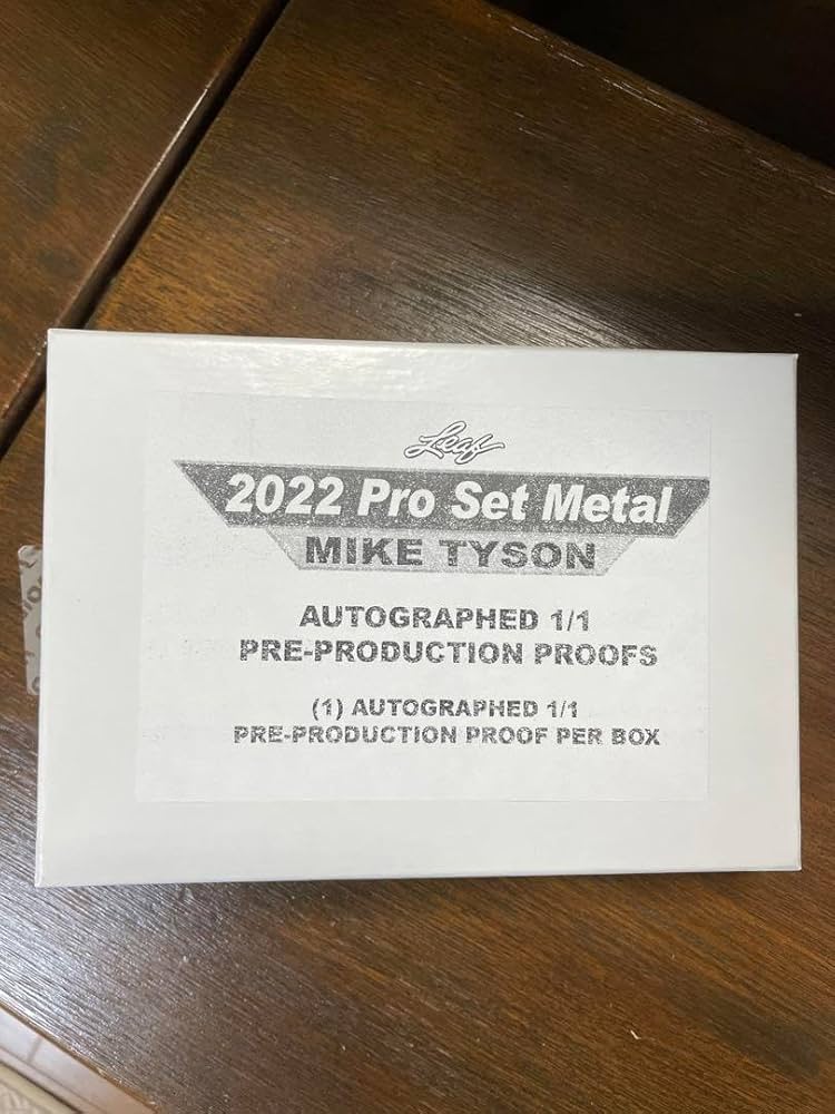 Amazon.co.jp: マイクタイソン直筆サインカード 世界1枚限定 : おもちゃ
