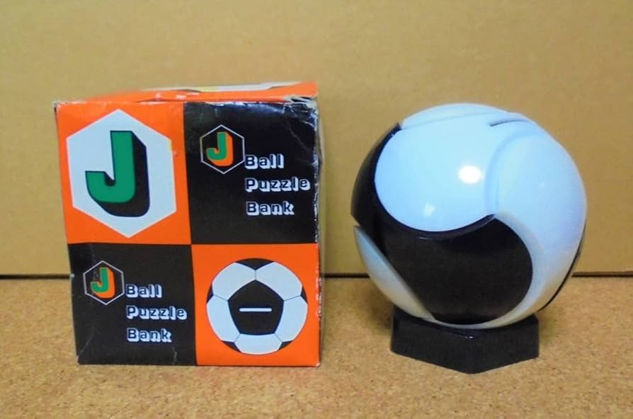 Amazon.co.jp: 貯金箱 J BaIu PuzzIe Bank サッカー
