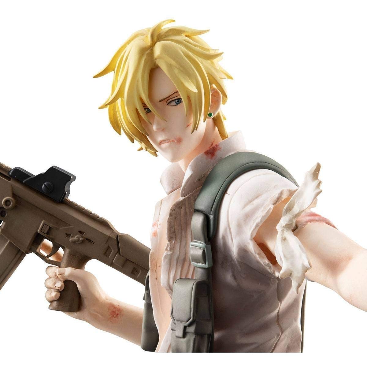 Amazon.com: Banana Fish: Ash Lynx GEM Series PVC Figure : Toys & Games