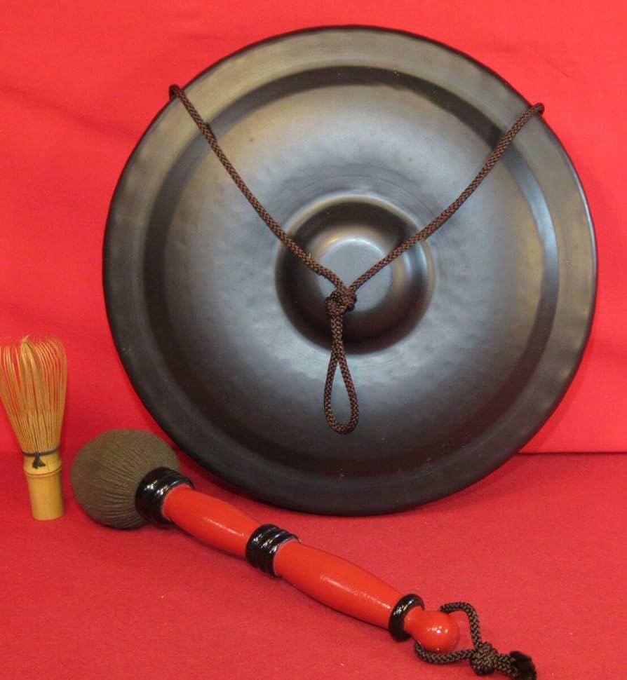 Amazon.co.jp: 茶道具『銅鑼(径30,5cm)＋バイ』尺ドラ 撥 鉄製 桴 朝鮮