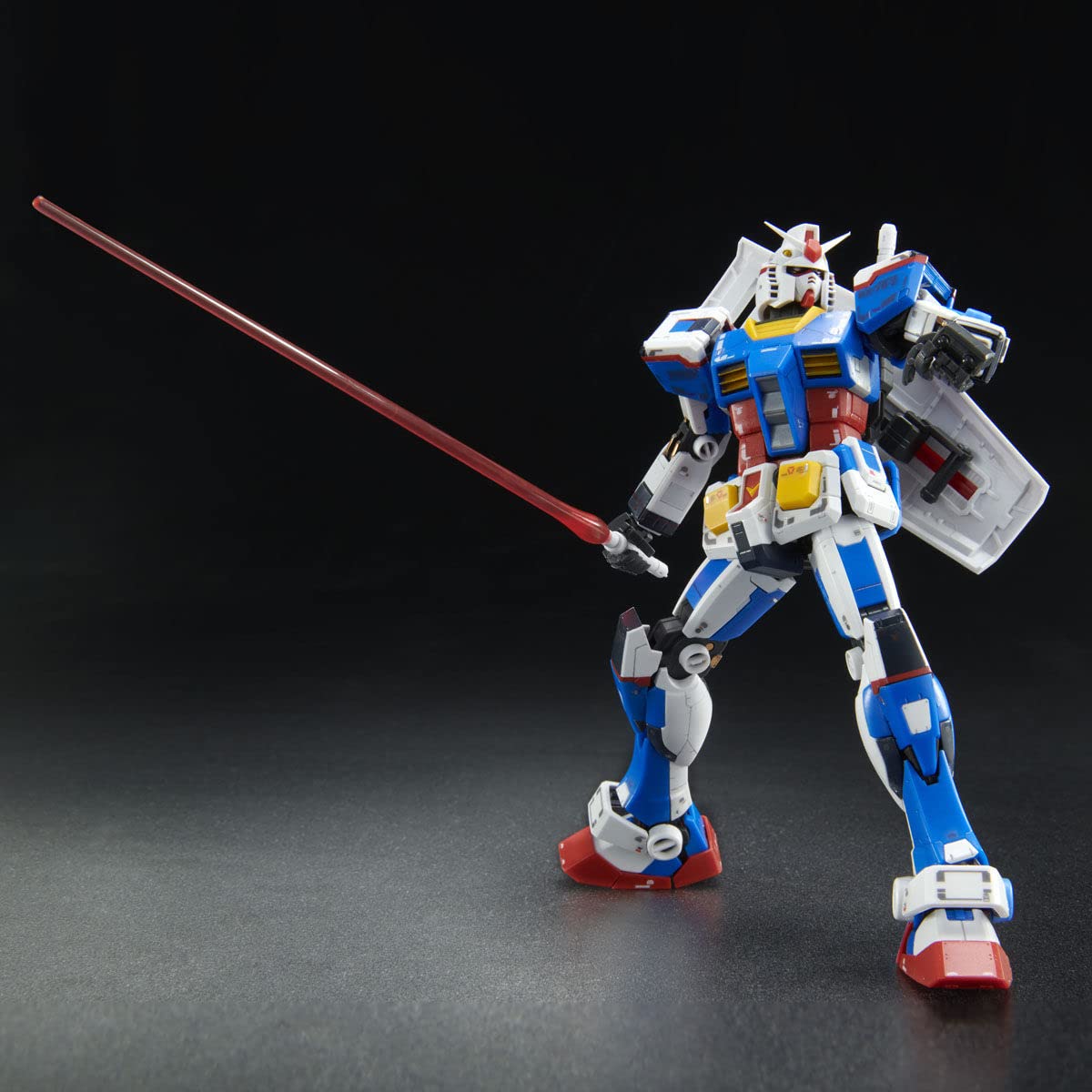 Amazon.com: Bandai RX-78-2 Gundam (Team Bright Custom) RG 1/144